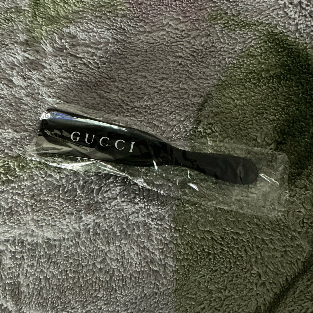 Authentic Gucci Shoe Horn - Picture 3 of 4